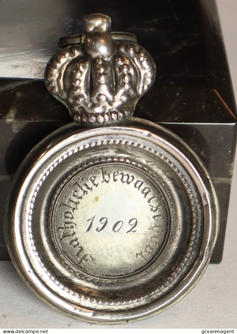 GENT 1902 ZILVER MEDAILLE KATHOLIEKE BEWAARSCHOOL   CHRISTELIJKE LEERLING  MET KROON 5  CM - Kiloware - Münzen