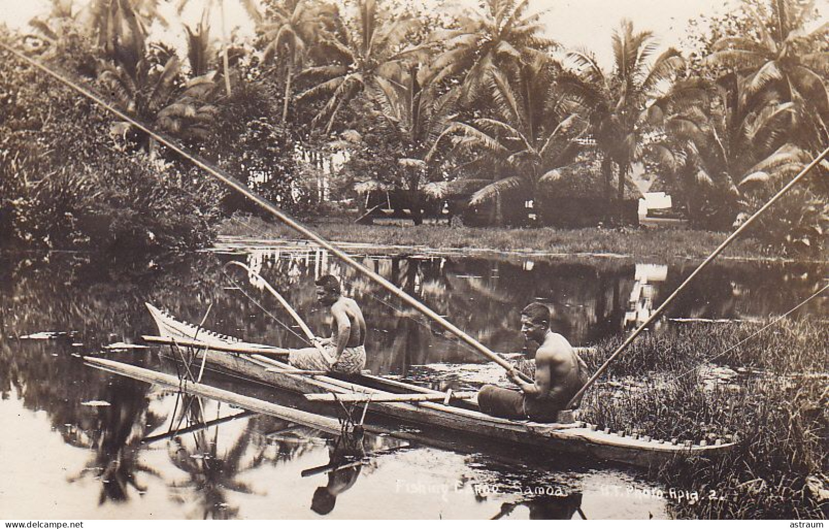 Cpa / Photo- Nouvelle Caledonie - Pecheurs En Barque A Noumea - Samoa Post Card - Nouvelle Calédonie