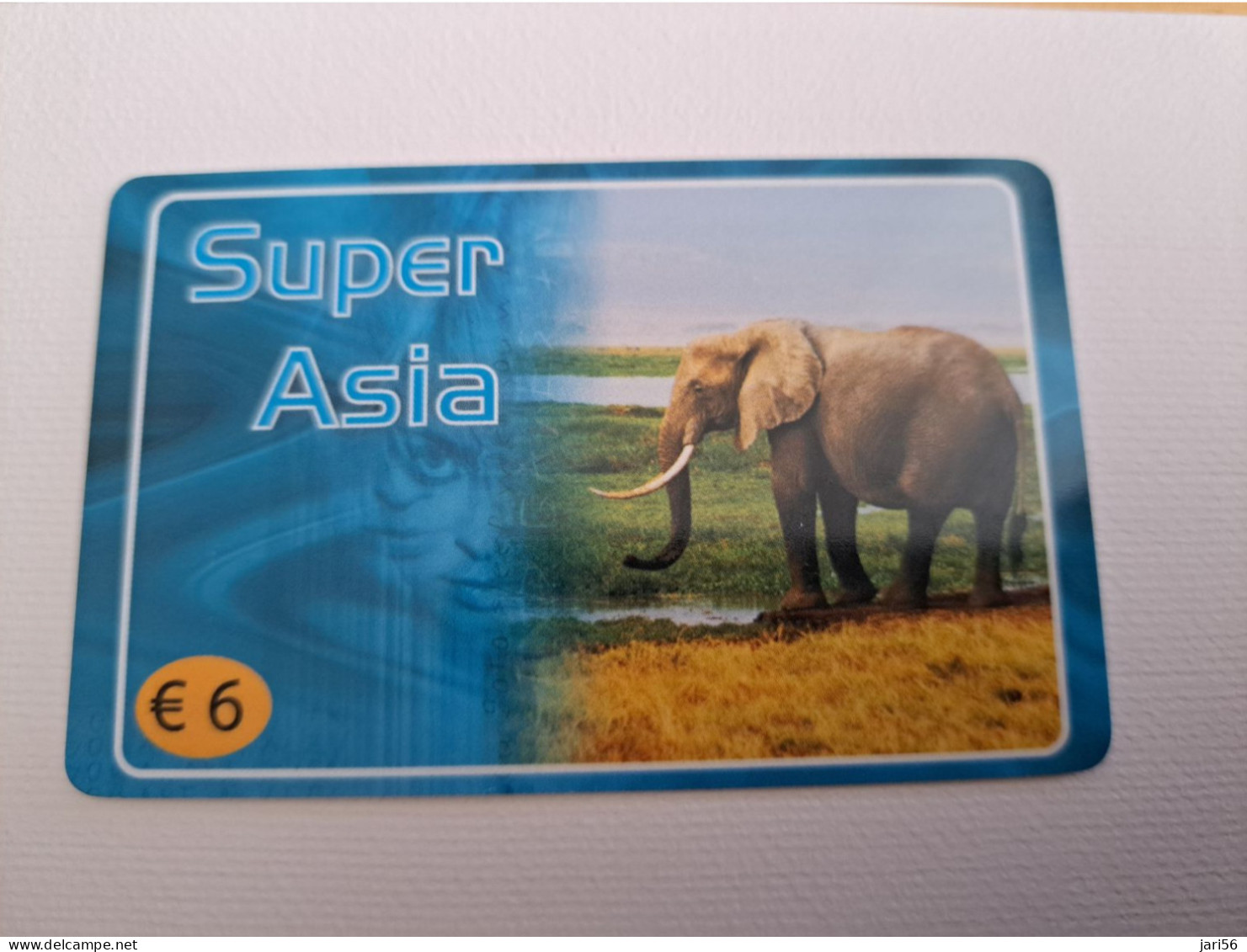NETHERLANDS /  PREPAID / SUPER ASIA / ELEPHANT   /  € 6 ,-  USED  ** 15178** - Privé