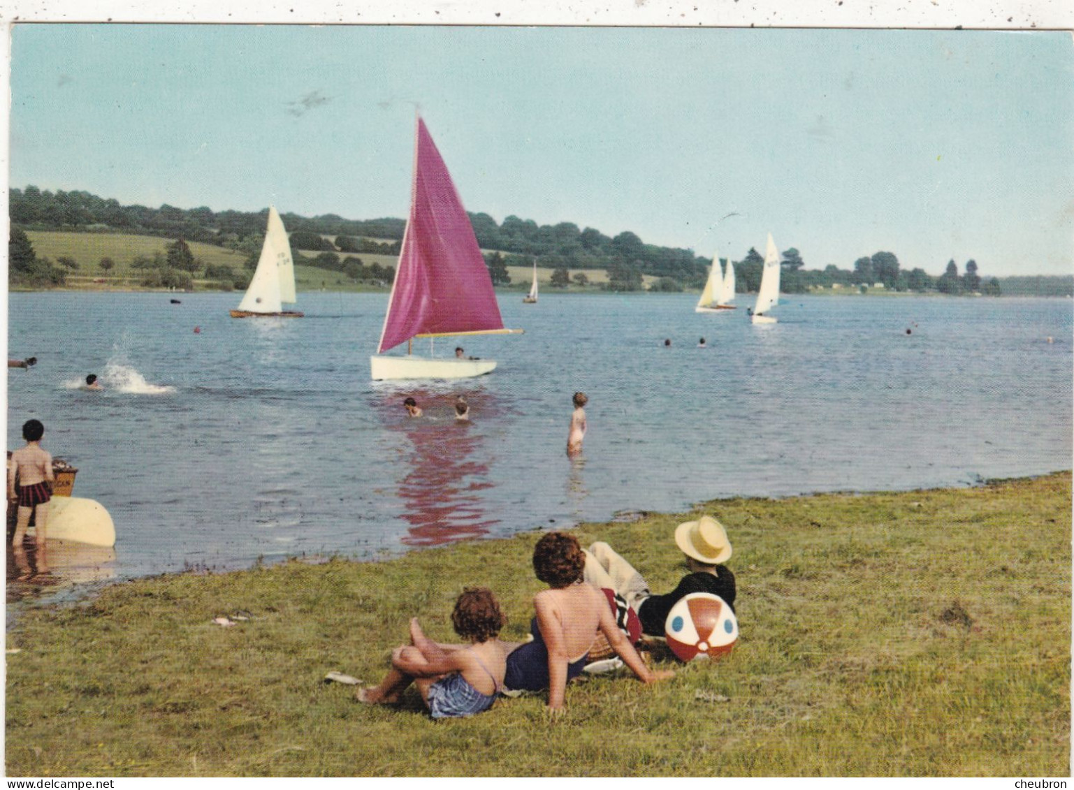 77. SAINT FARGEAU.. CPSM. RESERVOIR  DU BOURDON . ANIMATION.DETENTE . BAIGNADE VOILIERS. .ANNEE 1979 + TEXTE - Saint Fargeau Ponthierry