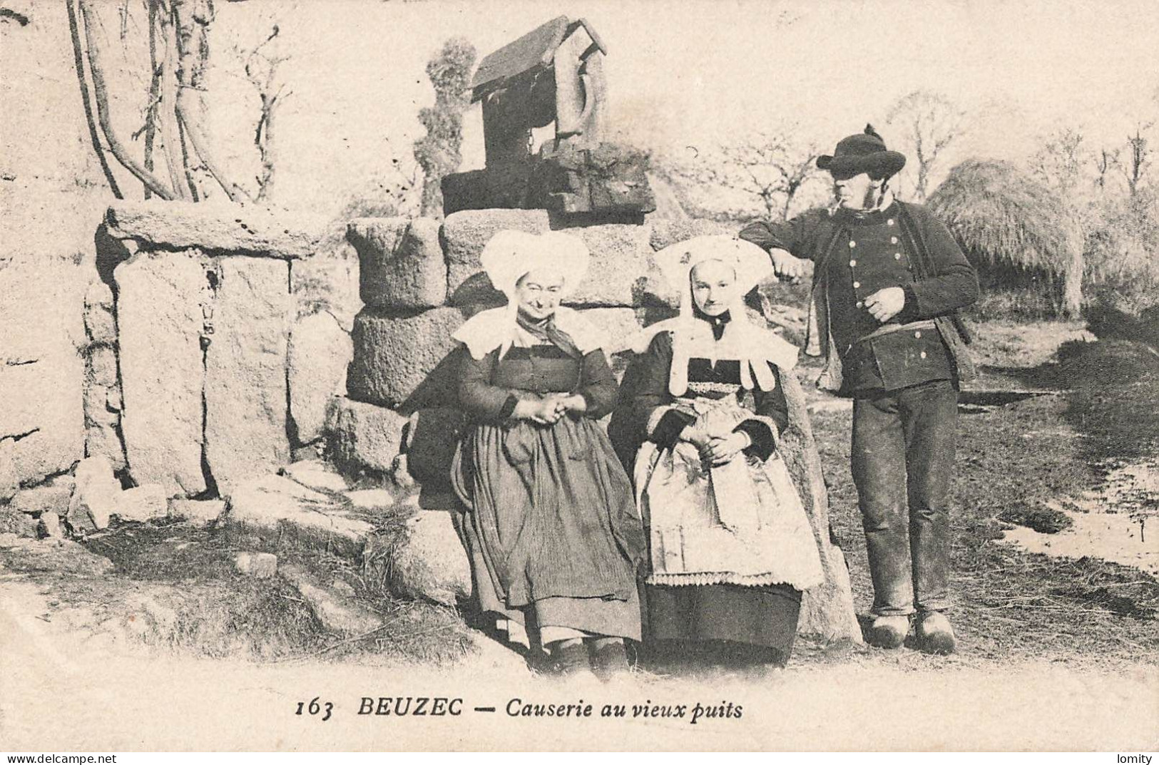 29 Beuzec Causerie Au Vieux Puits CPA Costume Folklore Coiffe - Beuzec-Cap-Sizun