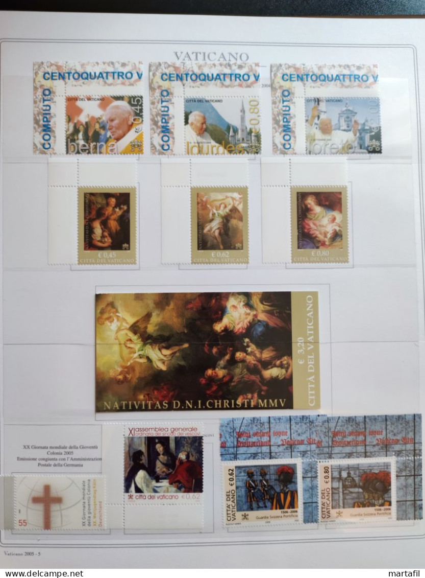 Collezione VATICANO 1978/2012 MNH ** montata su 2 album (GBE e Marini), 99,9% completa.