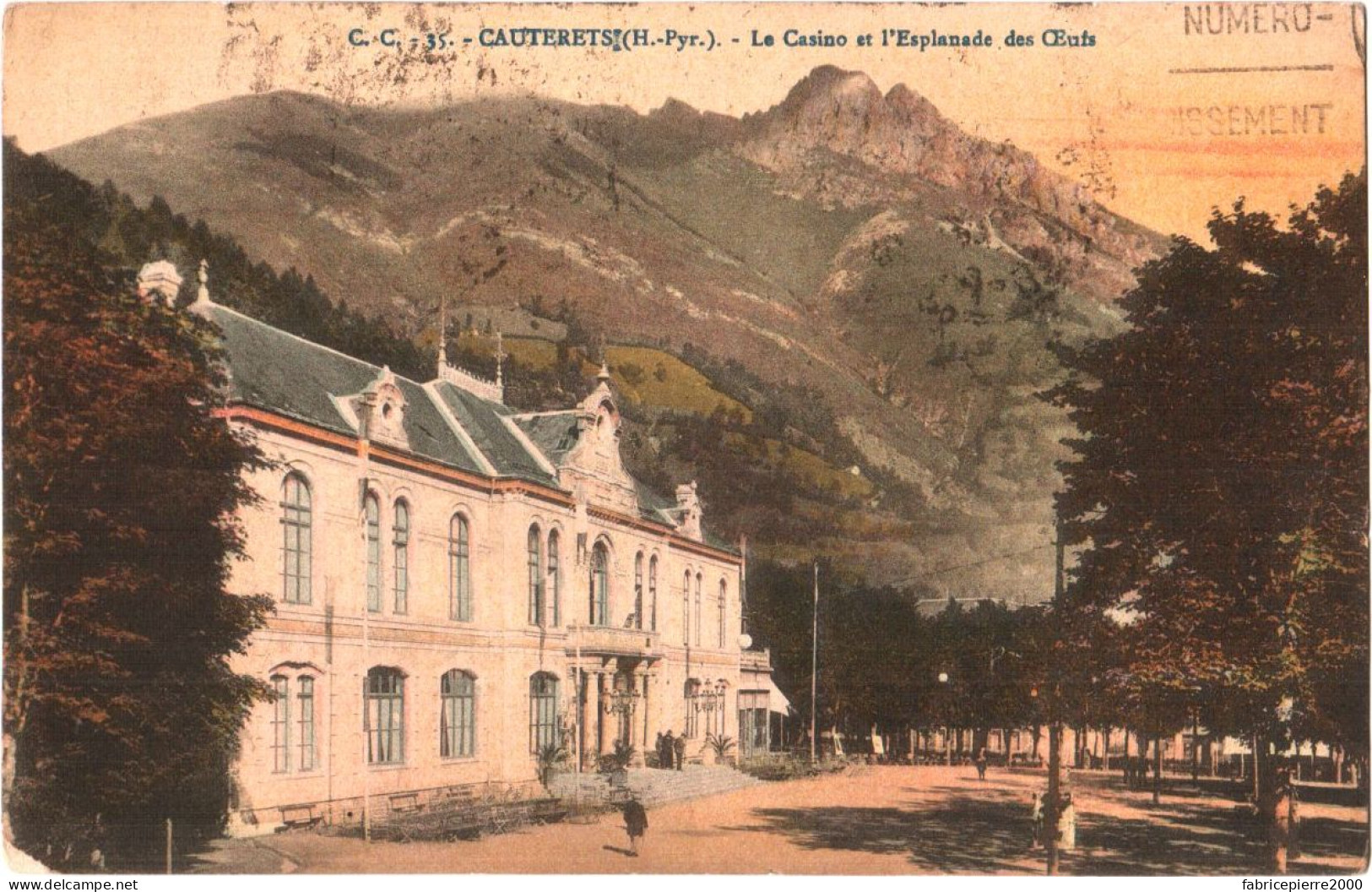 CPA 65 (Hautes-Pyrénées) Cauterets - Le Casino Et L'Esplanade Des Oeufs TBE Couleur - Casinos