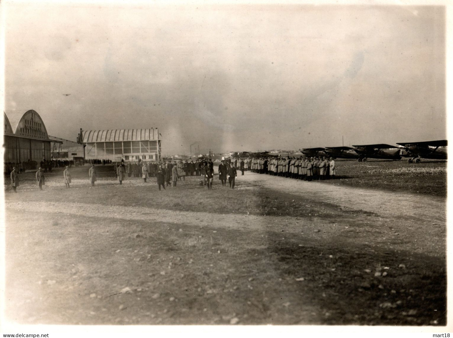 Photo Originale 1930 - Terrain D' Aviation - Avions - Revue - - Aviation