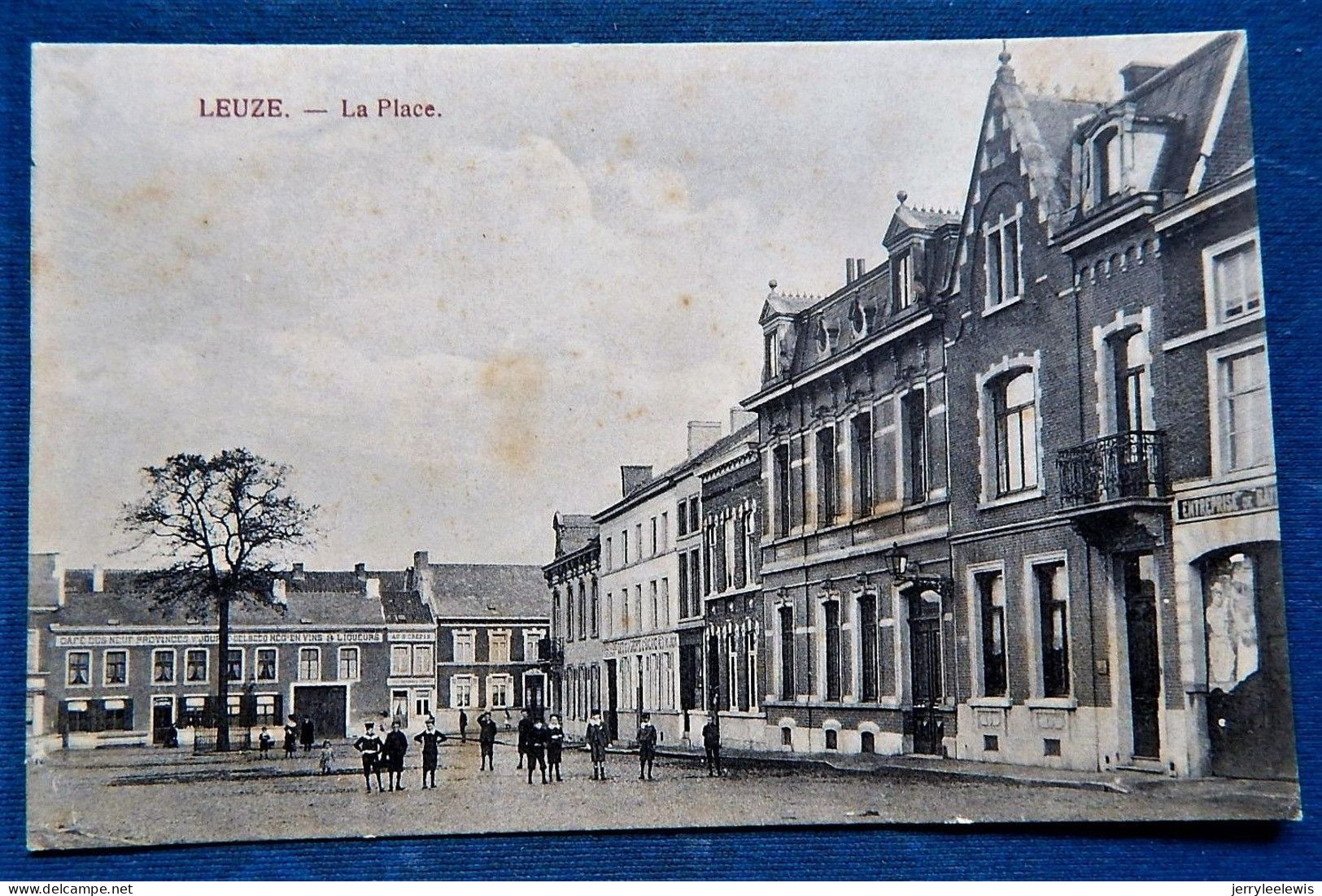 LEUZE  -   La Place - Leuze-en-Hainaut