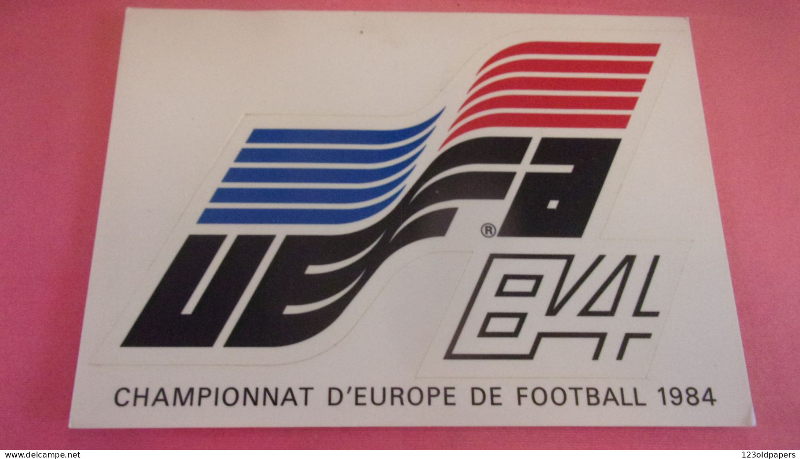 RARE VOYAGEE CP AUTOCOLLANT UEFA 1984  SALUTATIONS DE PARIS GARE PLM  3 FEVRIER FOOTBALL SEIKO POSTE - Europei Di Calcio (UEFA)