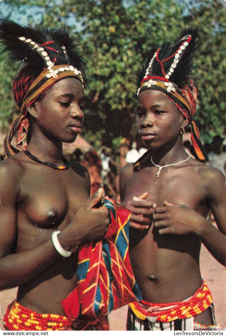 ETHNIQUE ET CULTURE - Afrique En Couleurs - Petites Danseuses Africaines - Carte Postale - Afrique