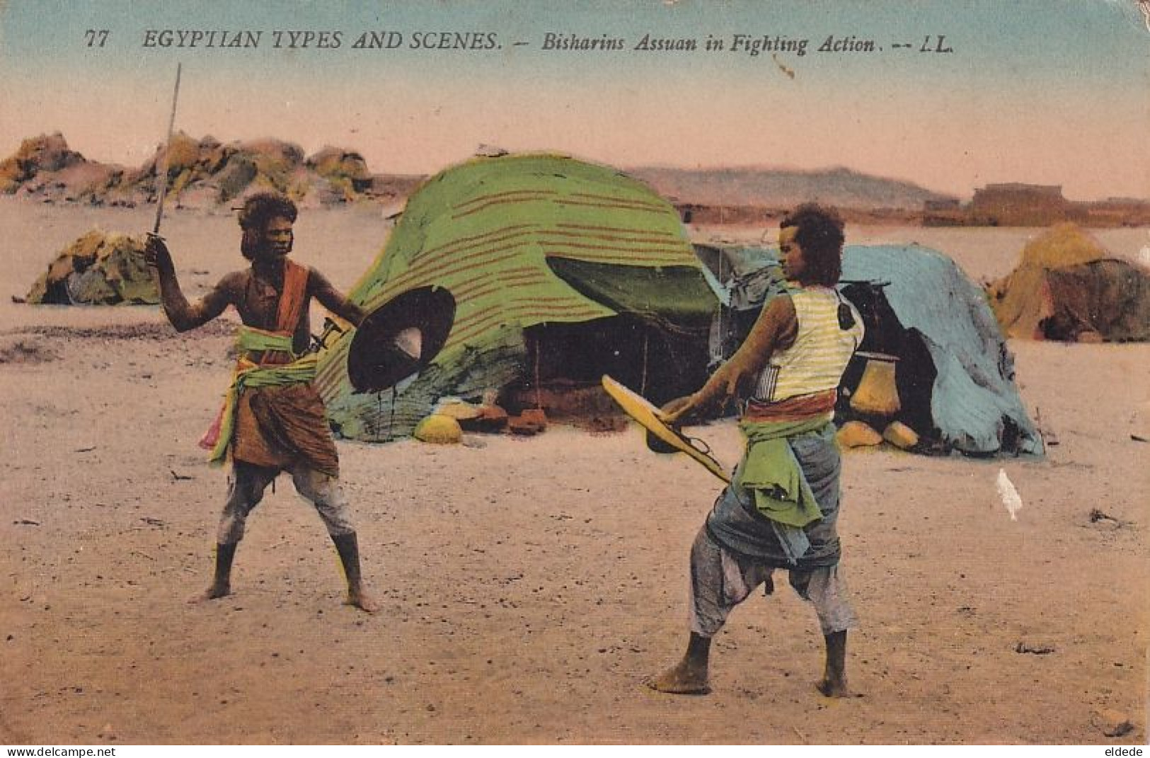 Fencing In Assuan Egypt . Escrime Bisharin Tribe . Wood Shield - Esgrima