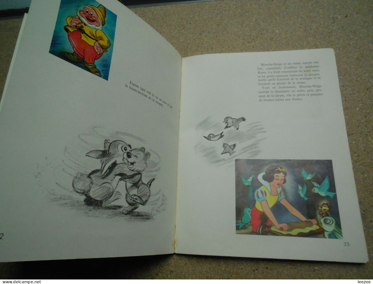 OBJETS DERIVES DISNEY album chromos Walt Disney Blanche neige et les Septs nains album édité par mir super, rare.3A0420