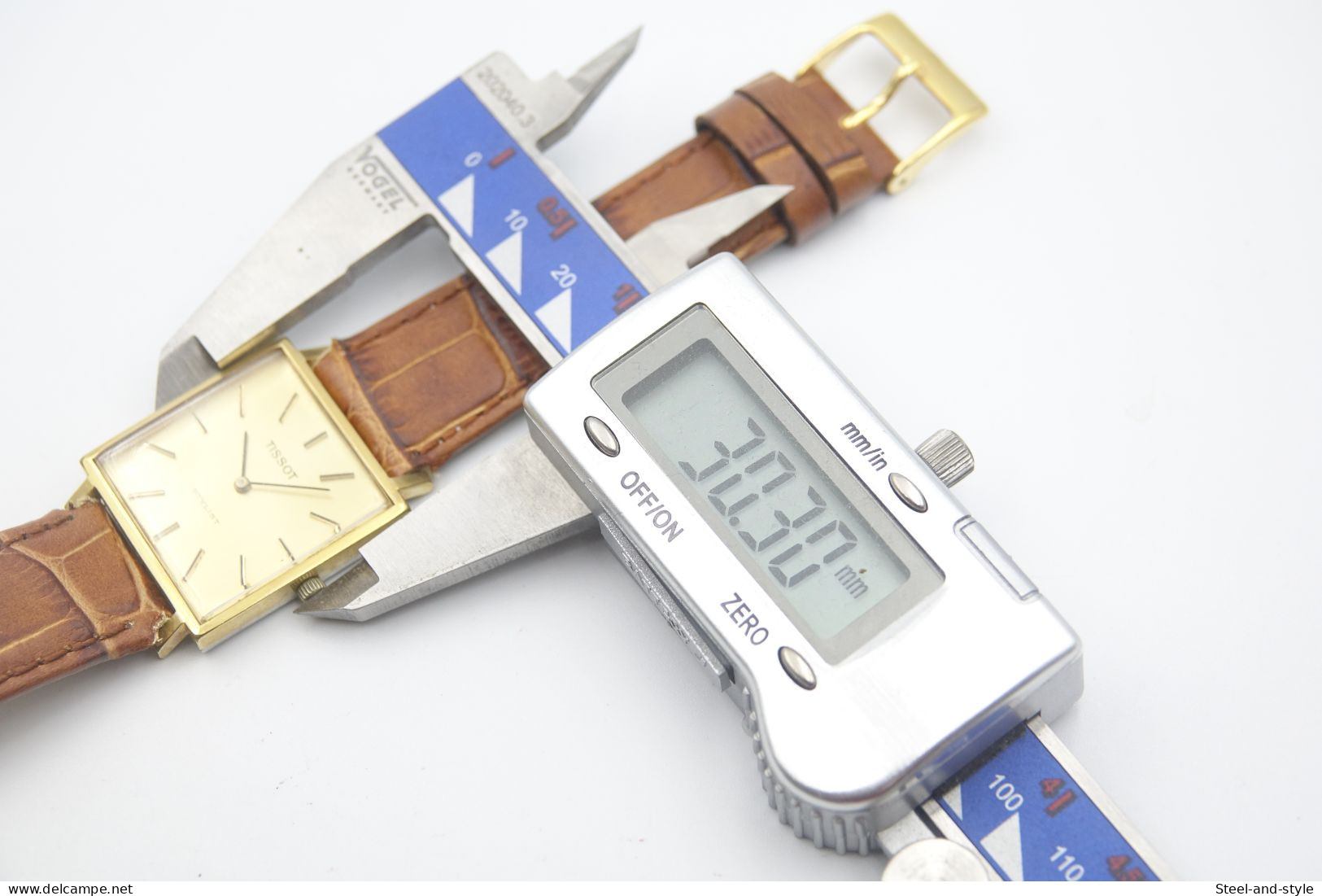 Watches : TISSOT STYLIST TANK  SQUARE Reference 41432 - RARE - Running - Original -swiss - Vintage - Moderne Uhren