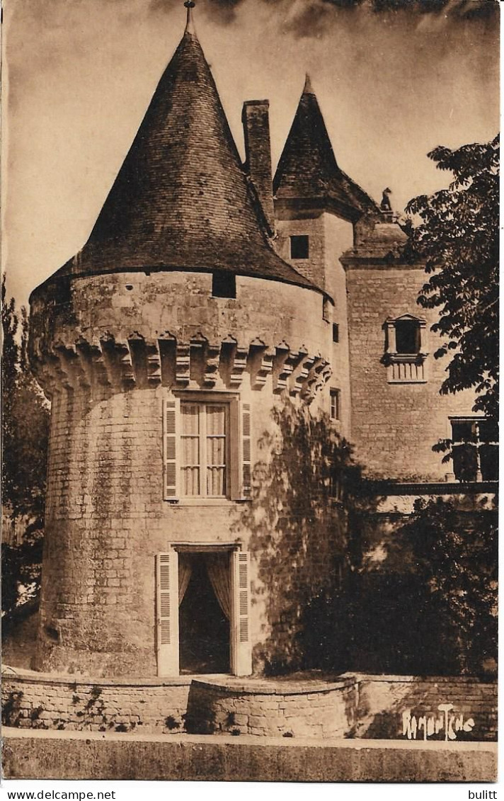 DAMPIERRE SUR BOUTONNE - Tour Du Château - Dampierre-sur-Boutonne