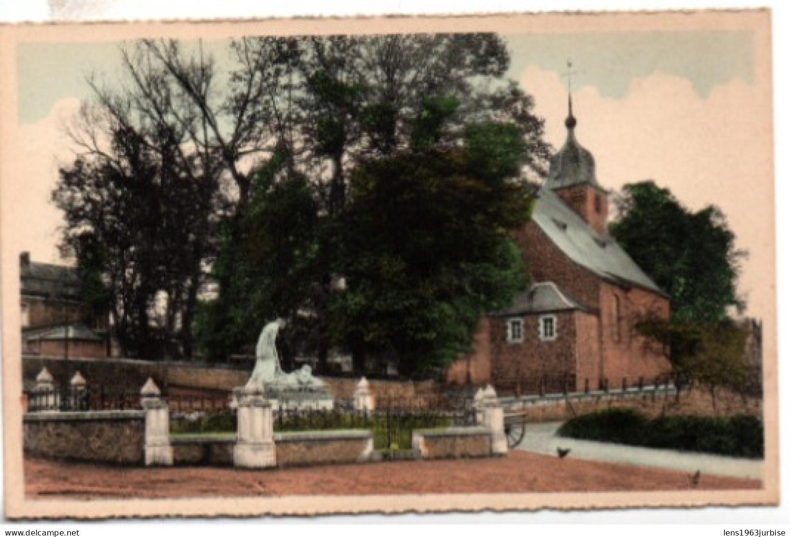 Nassogne , La Collégiale De Nassogne Est Dédiée à St - Monon - Nassogne