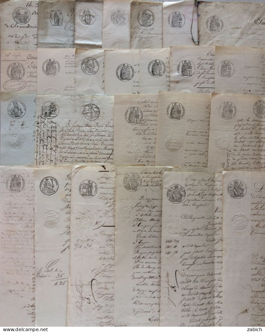 FRANCE LOT DE 25 PAPIERS TIMBRES DIVERSES EPOQUES - Lettres & Documents