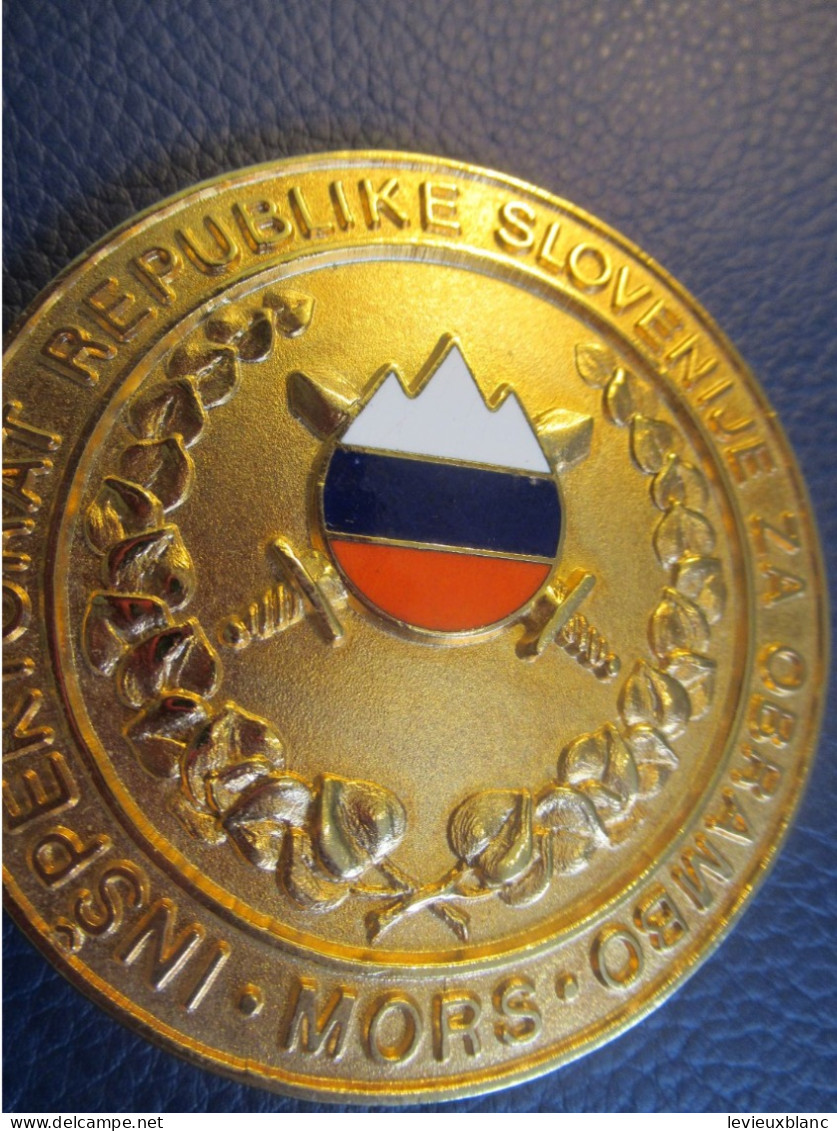 Médaille / Inspektorat Republike Slovenije Za Obrambo/ MORS/Avec Couleurs Slovènes/Date à Déterminer    MED475 - Francia