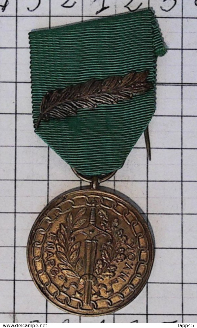 Médaille > Vétéran Prisonnier De Guerre > Bronze > Réf:Cl Belge  Pl 5/6 - Belgium