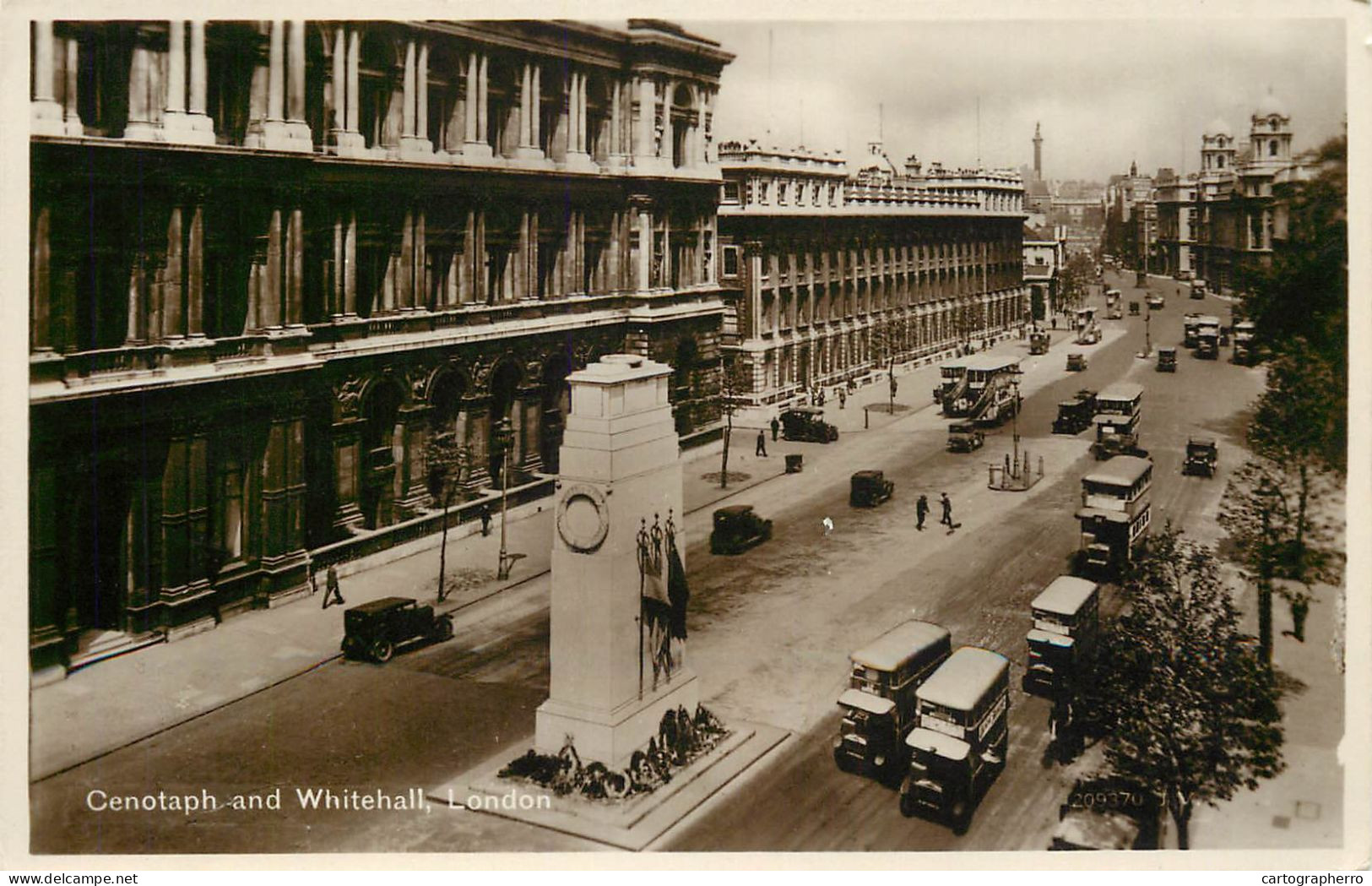 United Kingdom England Old London Cenotaph Whitehall Cariage Coach Elegance Bus - Bus & Autocars