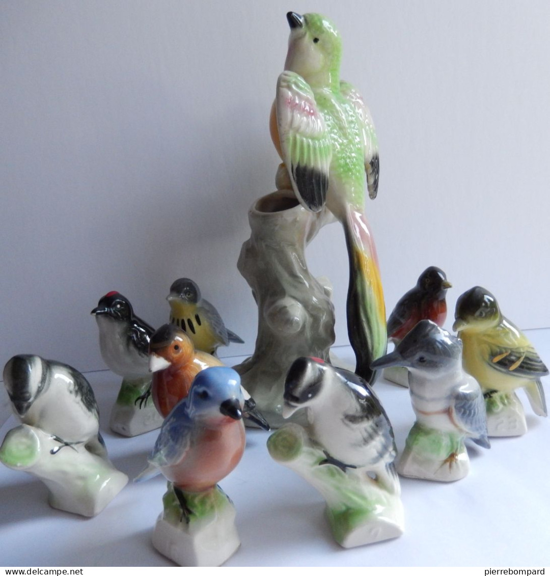 Figurines oiseaux collection en faience  lot de 10