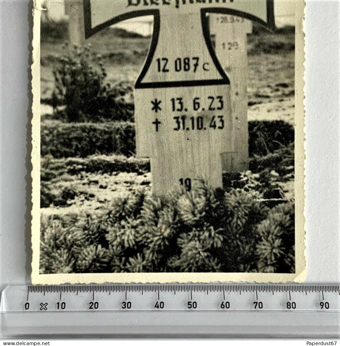 WW2 German Lieutenant Grave 1943 Wehrmacht Original Photo - 1939-45