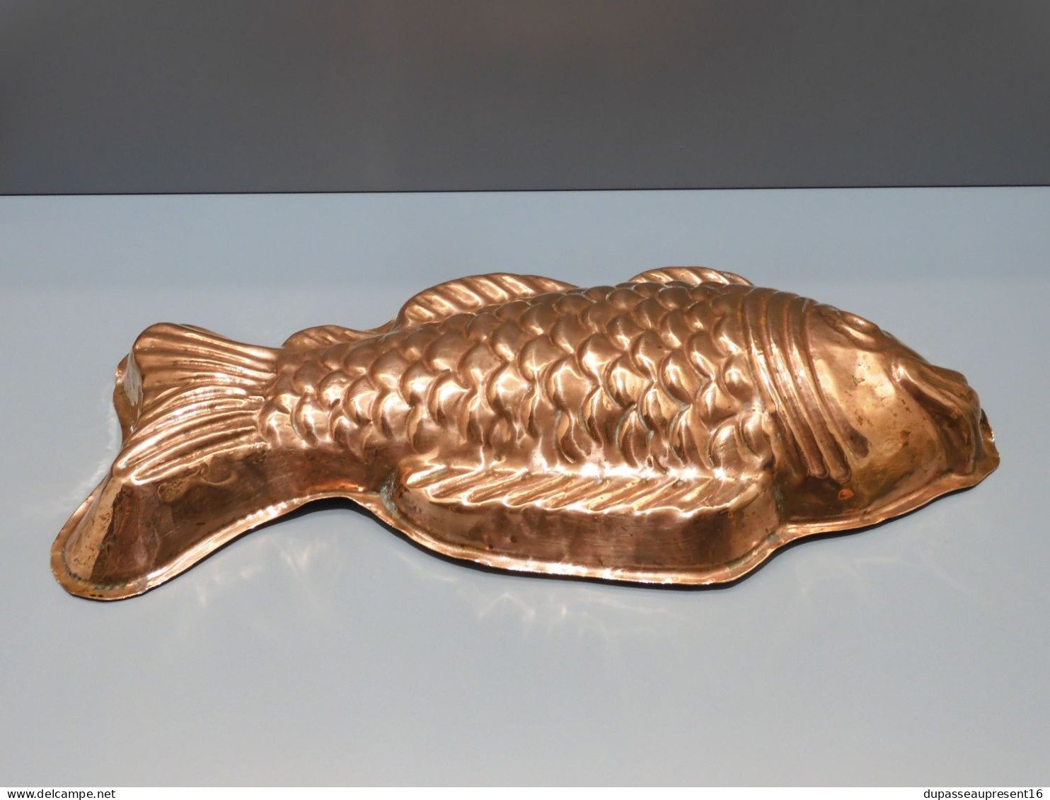 -SUPERBE ANCIEN GRAND MOULE POISSON CUIVRE Intérieur étamé Gâteau déco cuisine  E