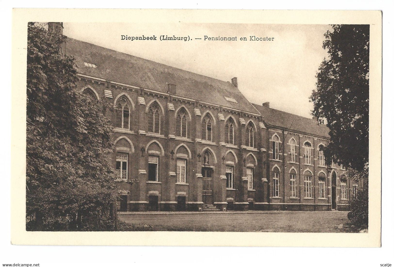 Diepenbeek.   -   Pensionaat En Klooster. - Diepenbeek