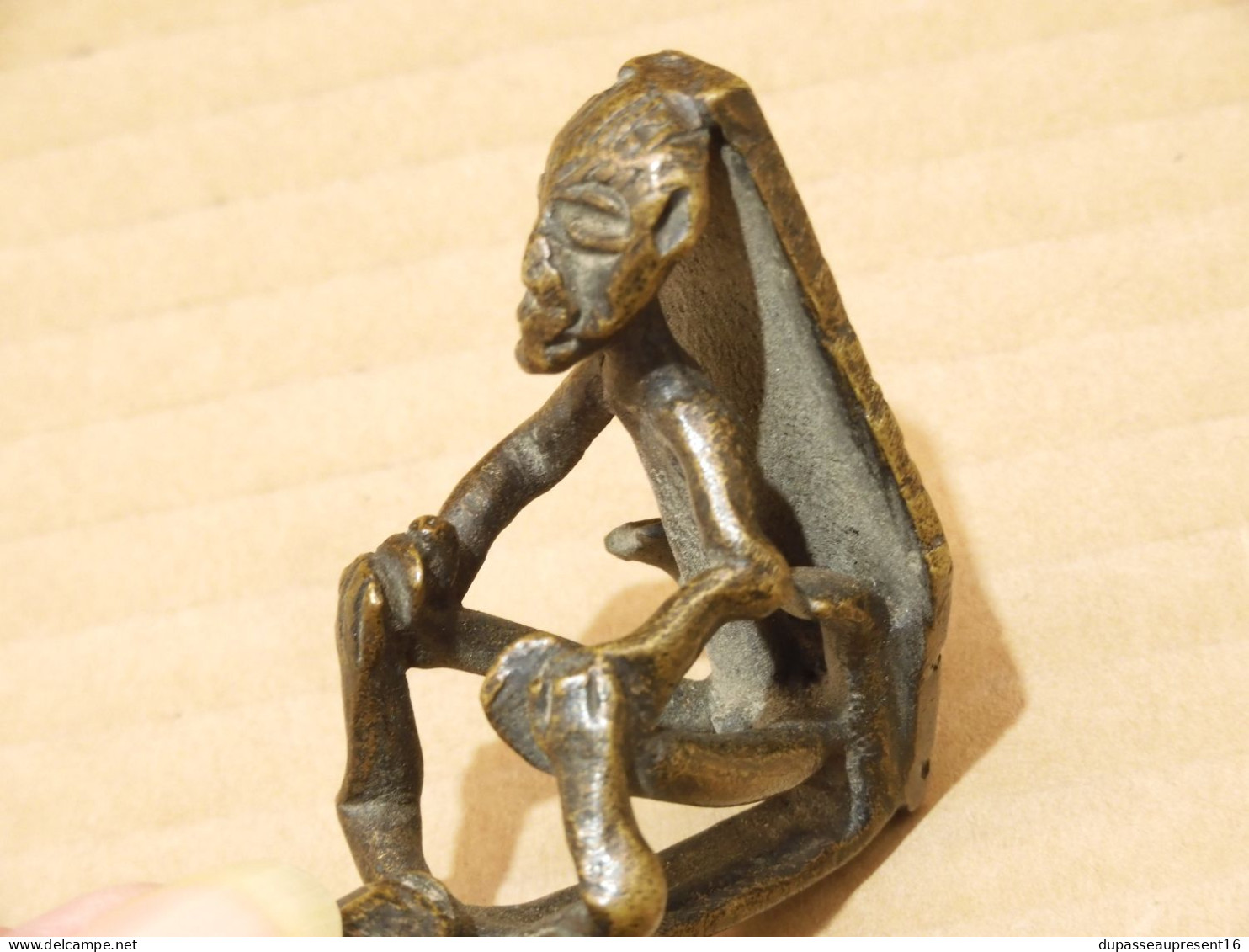 -ANCIEN PETIT BRONZE AFRICAIN EROTIQUE JUS de GRENIER PATINE ANCIENNE   E