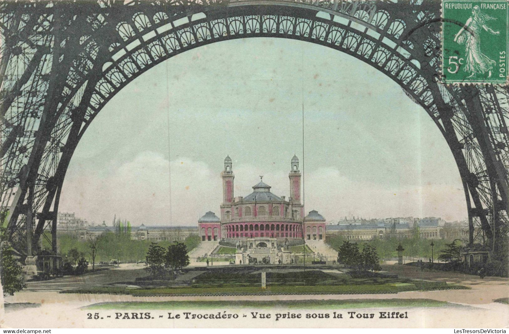 FRANCE - Paris - Le Trocadéro - Vue Prise Sous La Tour Eiffel - Colorisé - Carte Postale Ancienne - Markten, Pleinen
