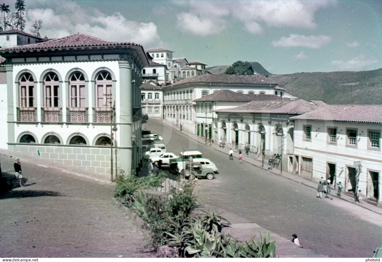 70s PRAÇA REYNALDO BRITO OURO PRETO BRAZIL BRASIL JEEP 35mm DIAPOSITIVE SLIDE NO PHOTO FOTO NB2664 - Diapositives