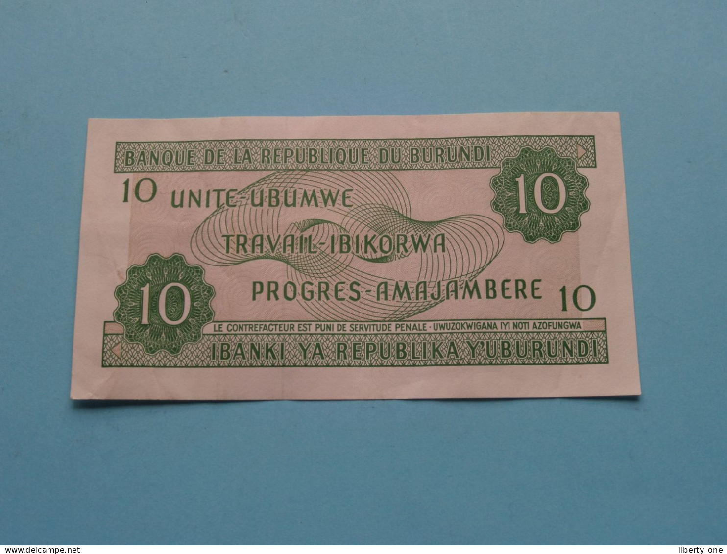 10 Francs AMAFRANGA CUMI ( 1-11-2007 ) BURUNDI ( See Scans ) XF ! - Burundi