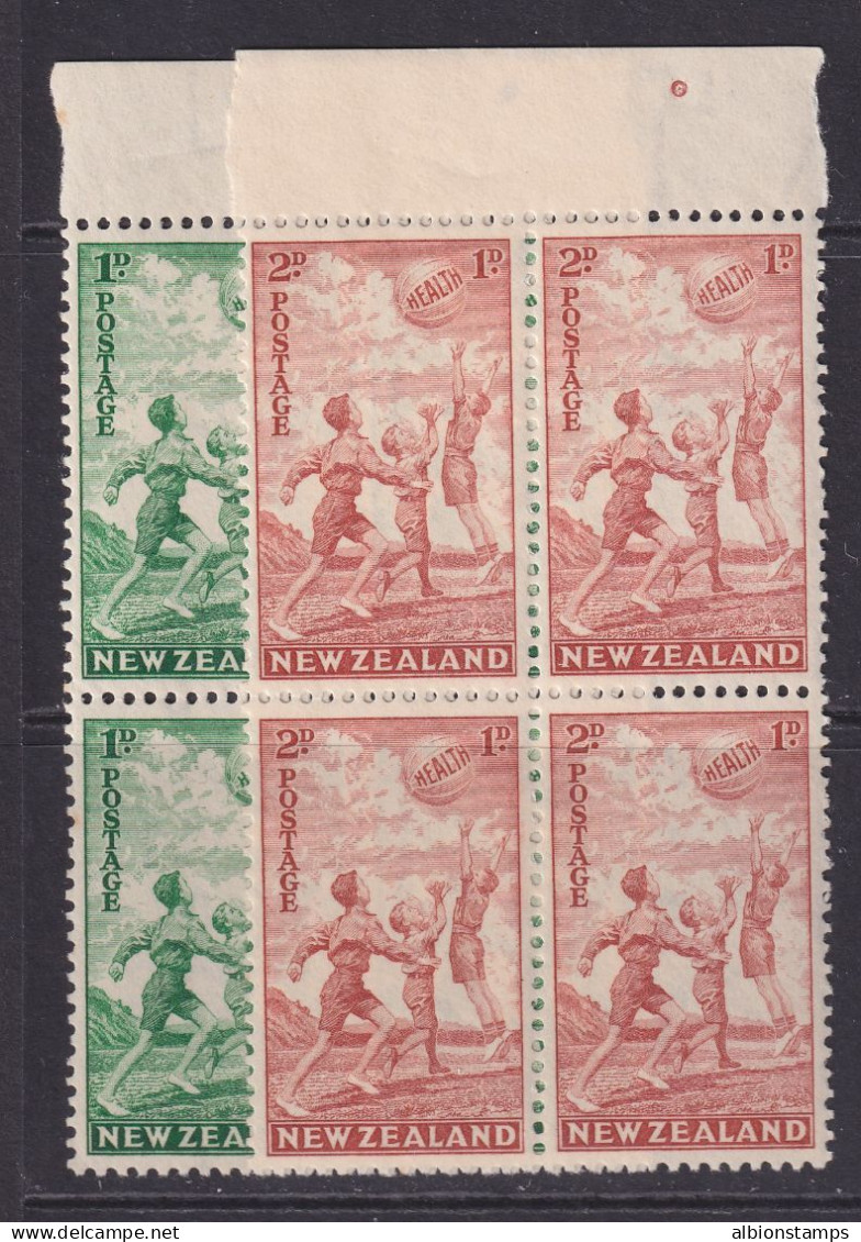 New Zealand, Scott B16-B17 (SG 626-627), MNH Blocks Of Four - Neufs