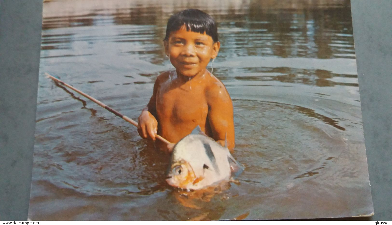 CPSM INDIEN GARCON PECHE POISSON COCOTI TUATUARI PARC XINGU AMERIQUE BRASIL BRESIL NATIVO AMAZONIE ETHNIQUE CULTURE - America