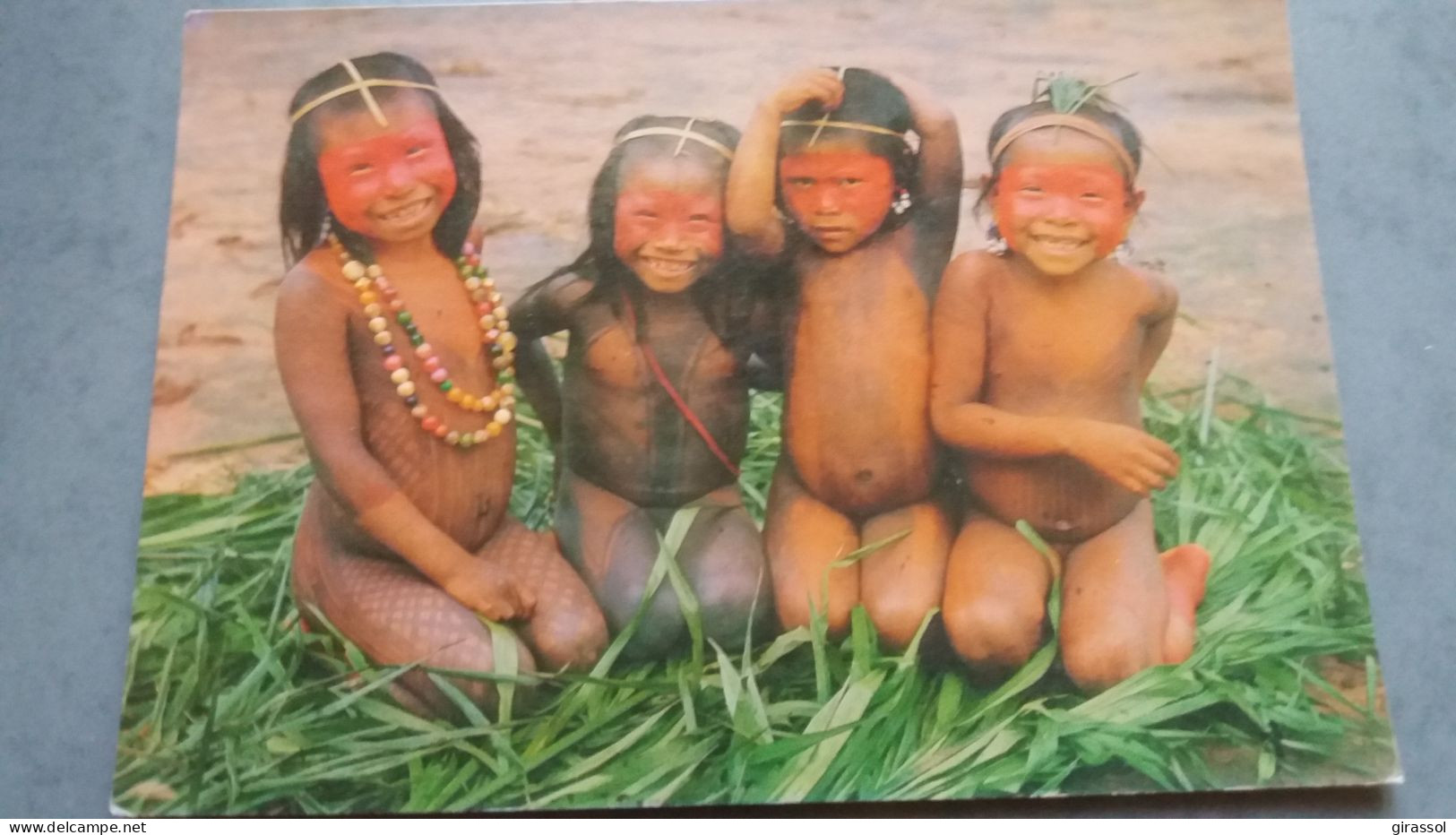 CPSM INDIEN GROUPE D ENFANTS SOURIRE VISAGE ROUGE PARC XINGU AMERIQUE BRASIL BRESIL NATIVO AMAZONIE ETHNIQUE CULTURE - America