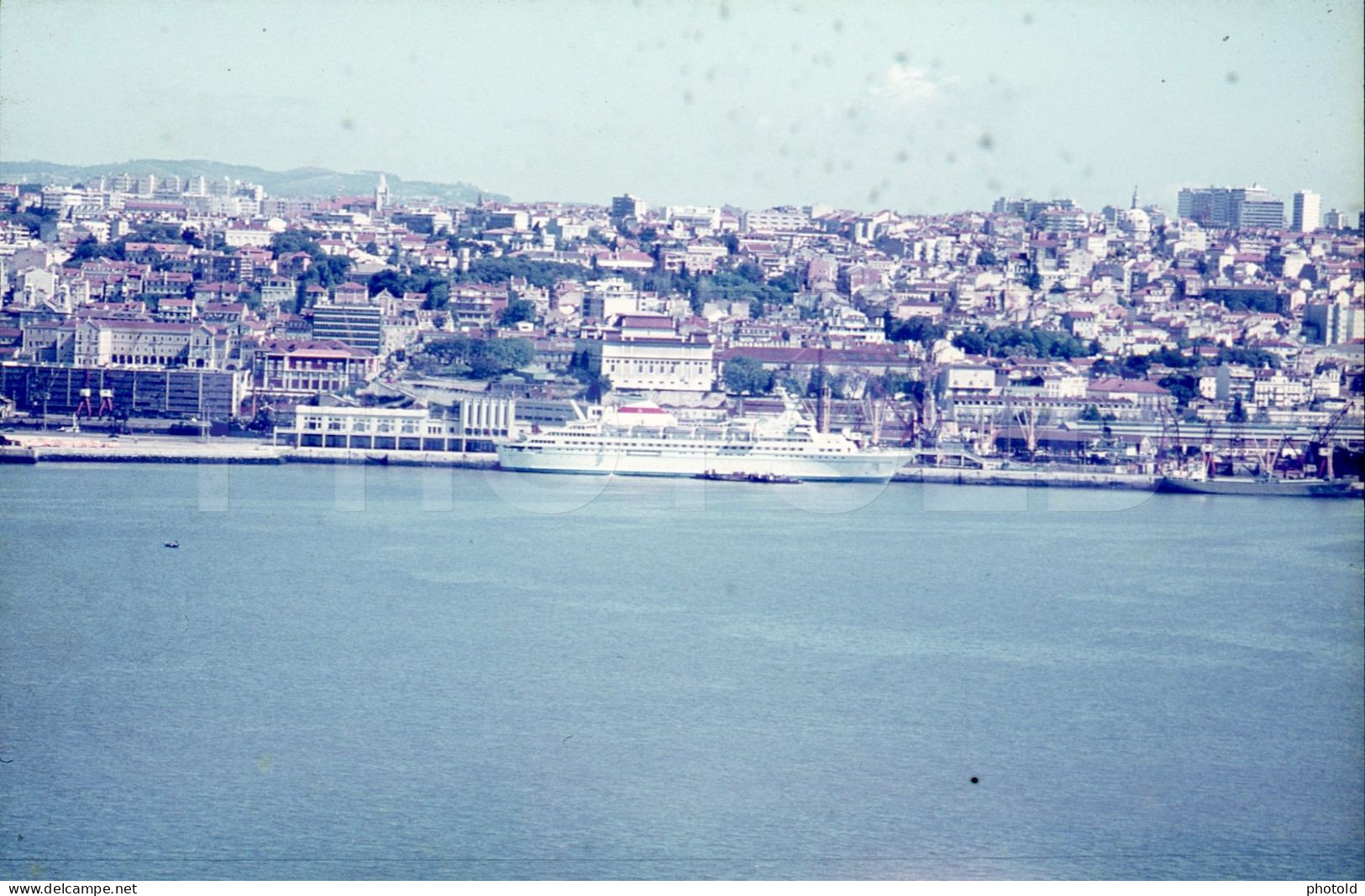 70s SHIP LINER VESSEL RIO TEJO LISBOA  PORTUGAL 35mm DIAPOSITIVE SLIDE NO PHOTO FOTO NB2709 - Diapositives