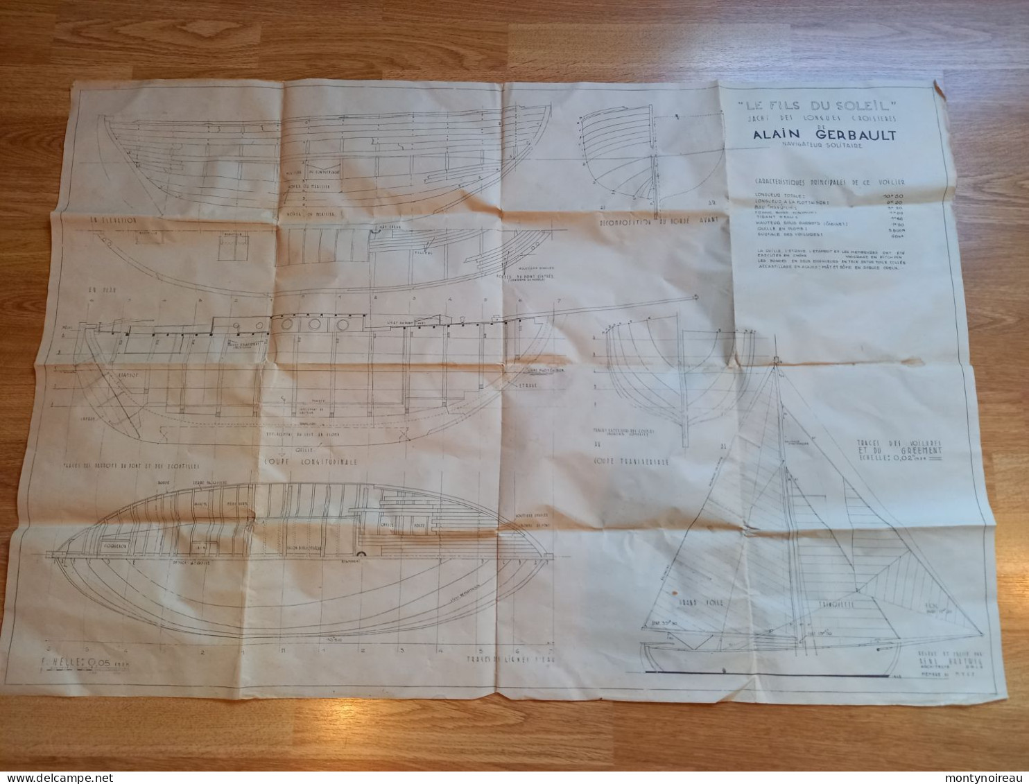 VP :Plan  Bateau Voilier D ' Alain GERBAULT  Navigateur  Solitaire" Le Fils Du Soleil" ( Architecte René Hartwig ,1945) - Andere Pläne