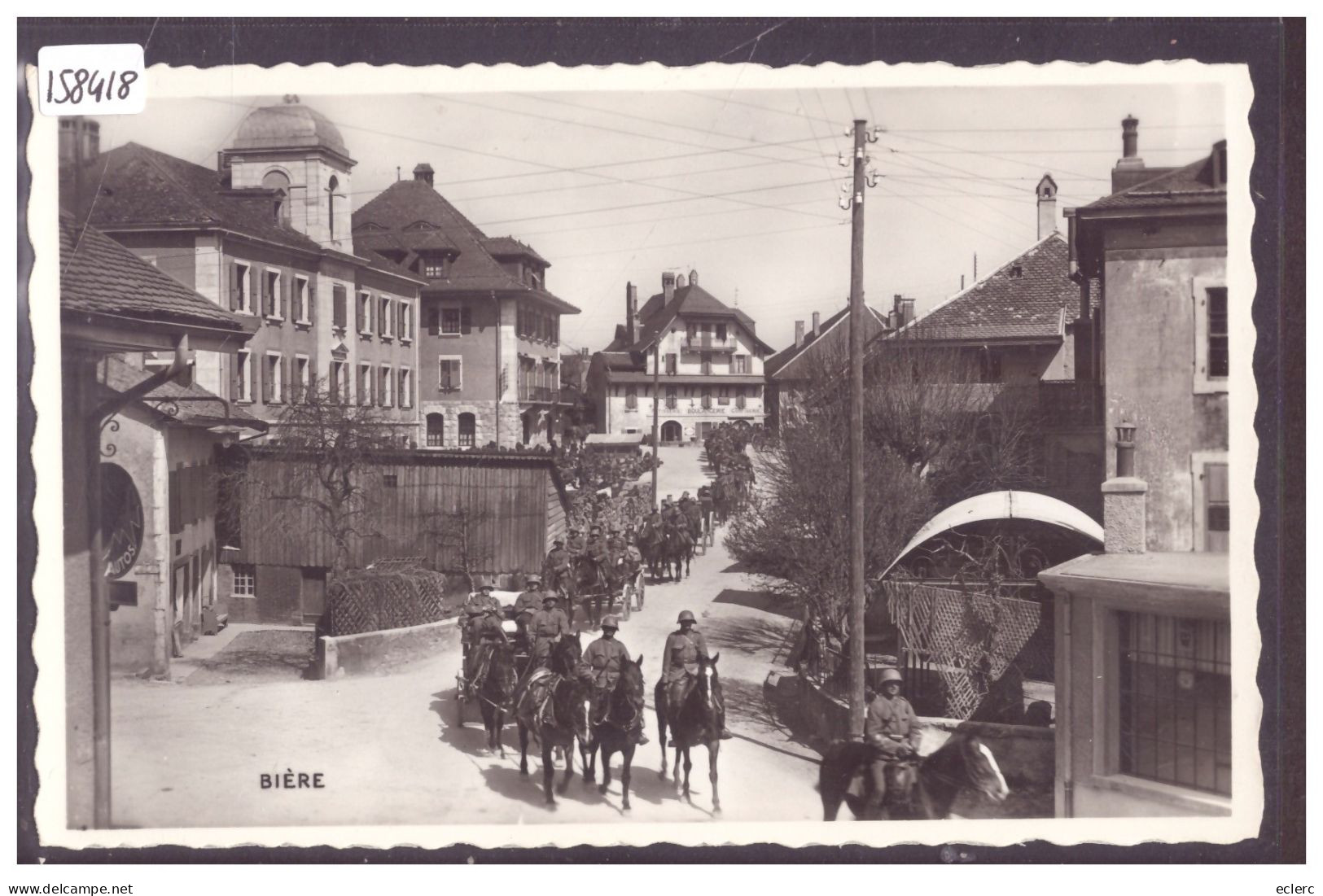 DISTRICT D'AUBONNE - BIERE - DEFILE MILITAIRE - ARMEE SUISSE - TB - Bière