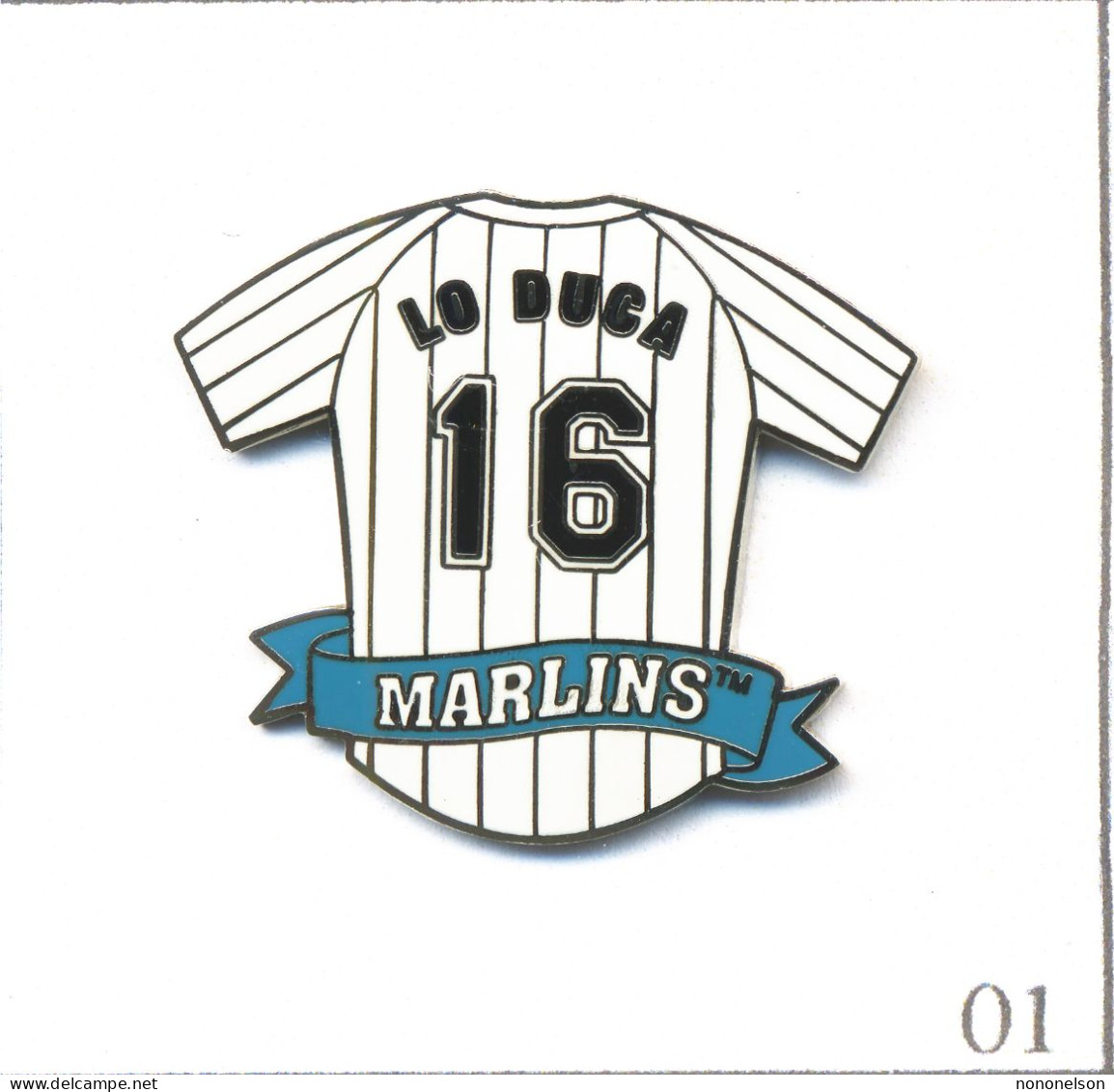 Pin's Base Ball / “Marlins“ De Miami (USA) - Maillot Lo Duca N° 16. Est. Peter David BP 2005 ©️ MLBPA. Zamac. T622-01 - Honkbal