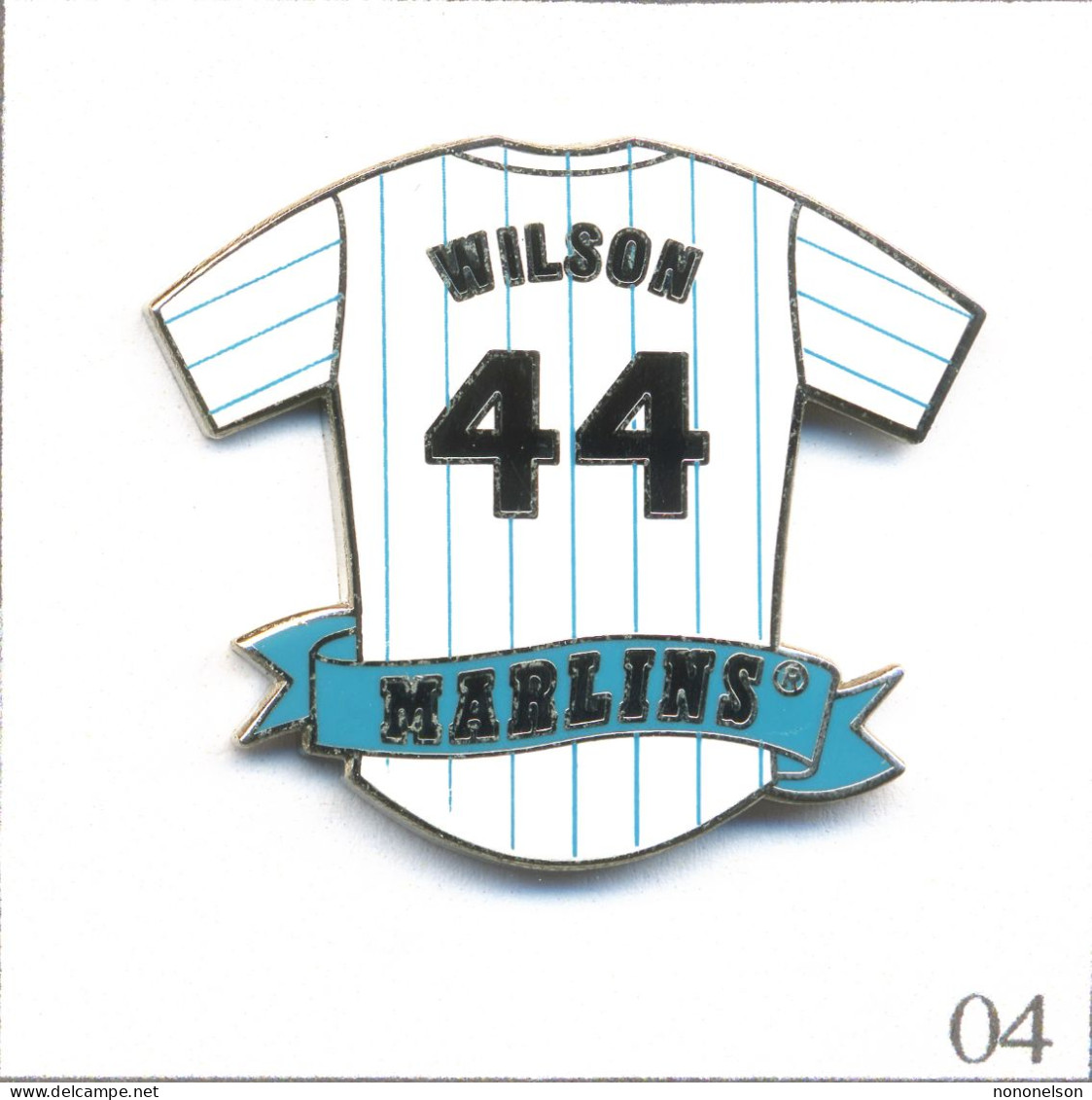 Pin's Base Ball /“Marlins“ De Miami (USA) - Maillot De Wilson N° 44. Est. Peter David BP 2001 ©️ MLBPA. Zamac. T622-04 - Honkbal