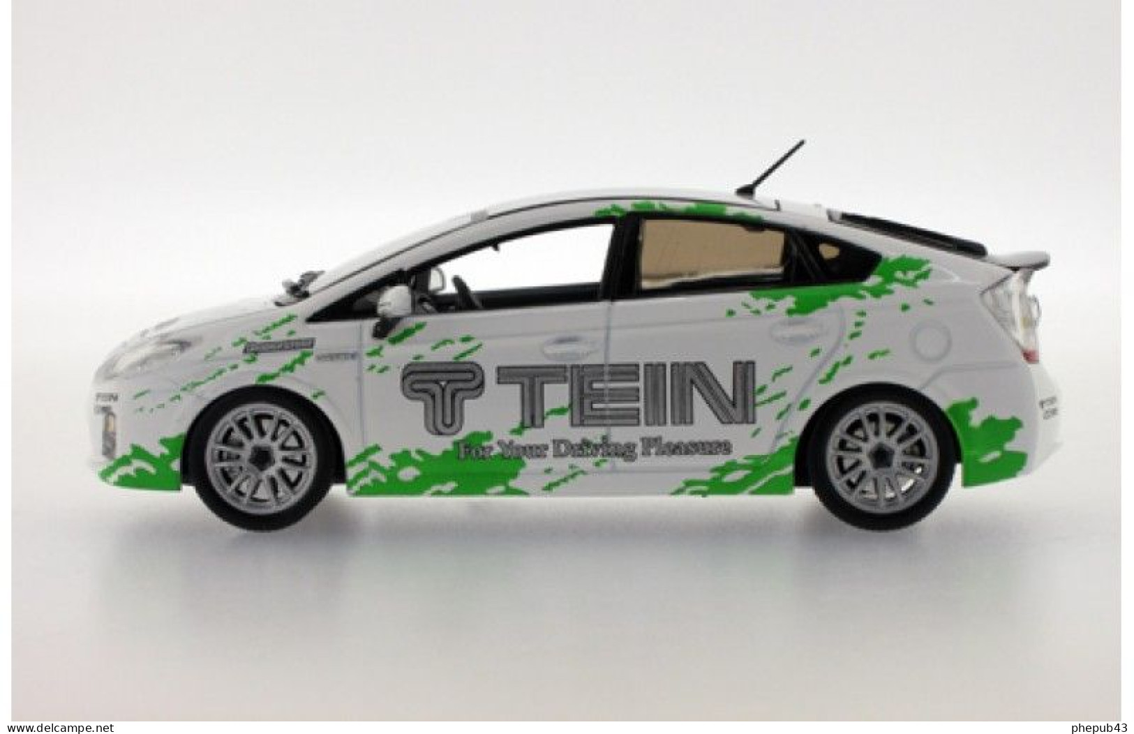 Toyota Prius II (Tein) - 2008 - White + Déco Green - J-Collection - Ixo