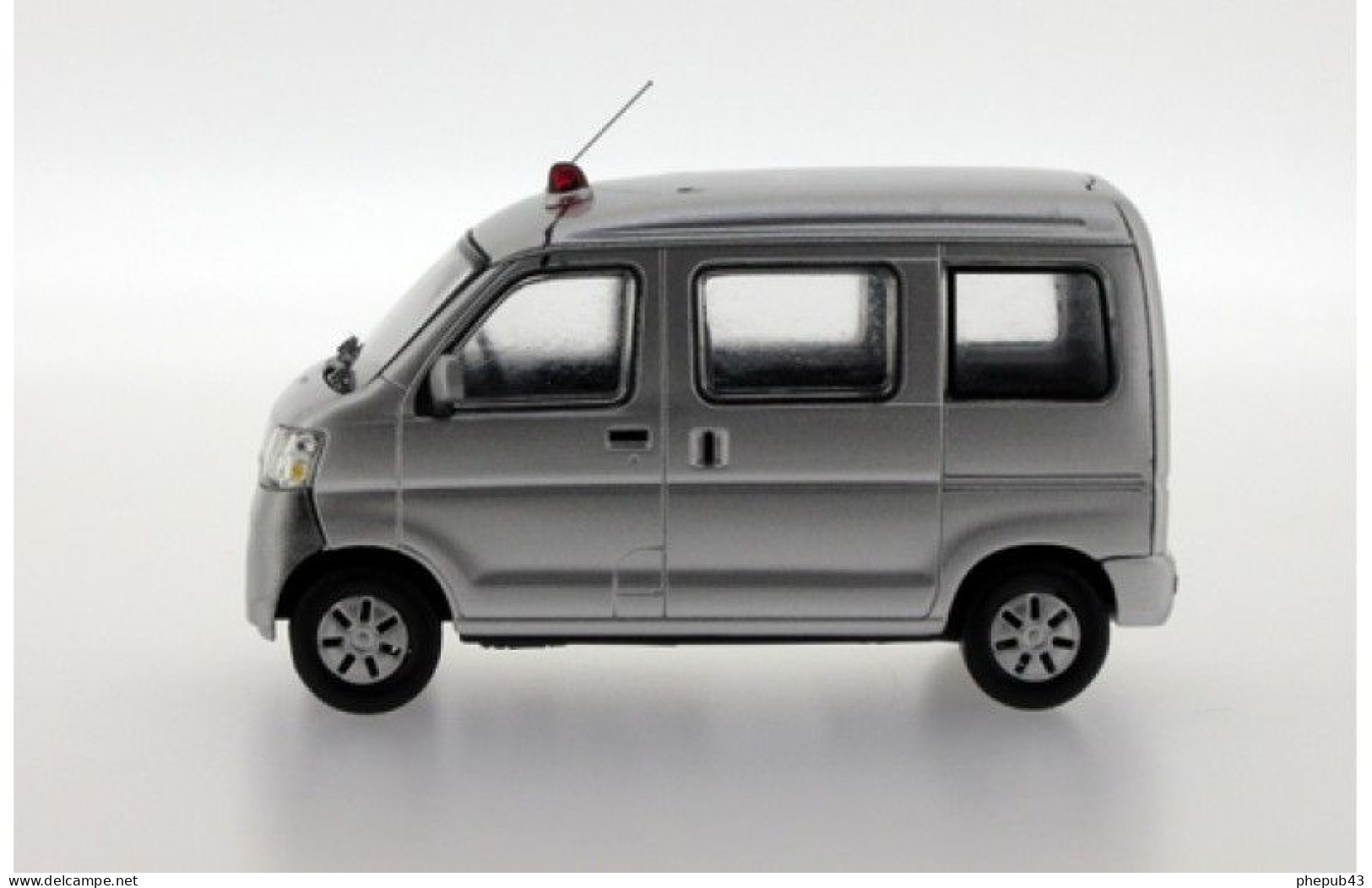 Daihatsu Hijet - Japan Unmarked Police Car - 2009 - White - J-Collection - Ixo