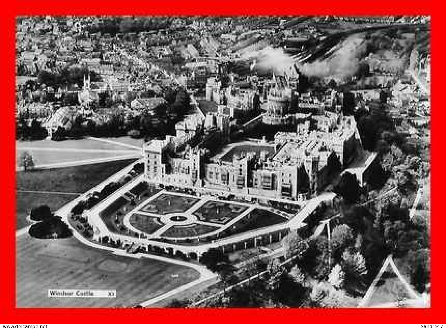 CPSM/gf WINDSOR (Angleterre) Vue Aérienne Sur Le Château..*3536 - Windsor Castle