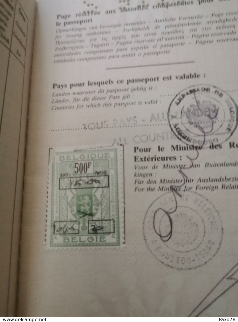Passeport, Royaume De Belgique Avec Cachets Et Timbre 500F - Cartas & Documentos