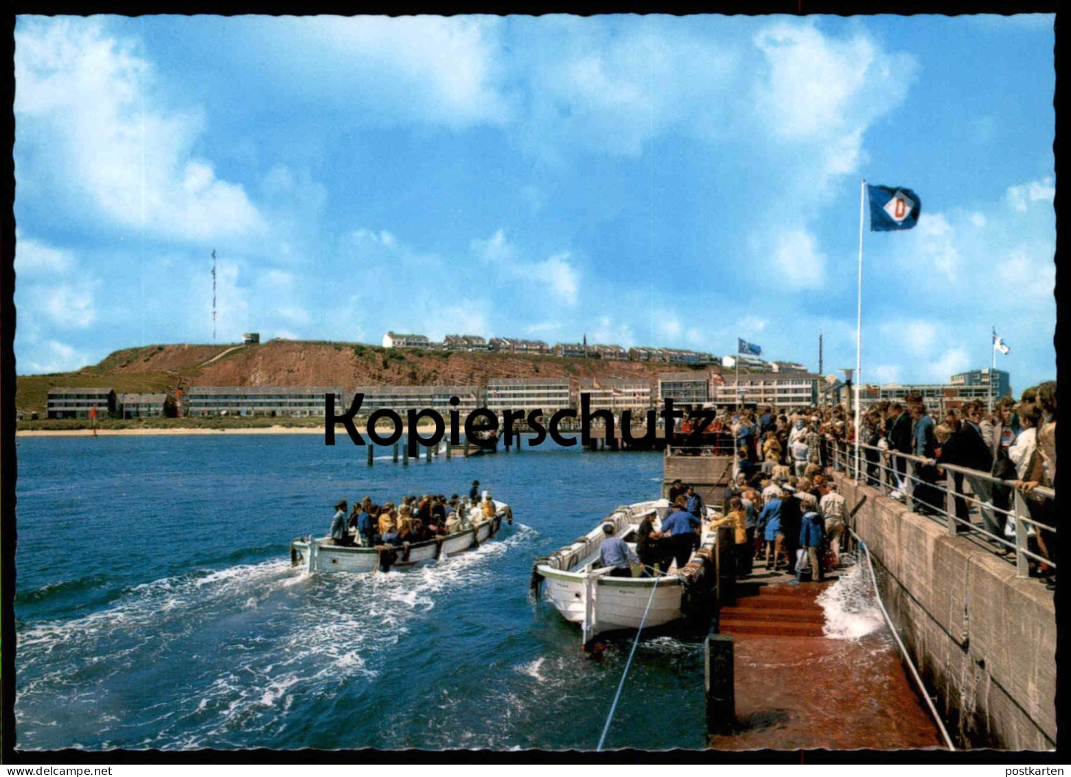 ÄLTERE POSTKARTE HELGOLAND AUSBOOTUNG AN DER LANDUNGSBRÜCKE BOOT Boote Schiff Ship Postcard Ansichtskarte AK Cpa - Ferries