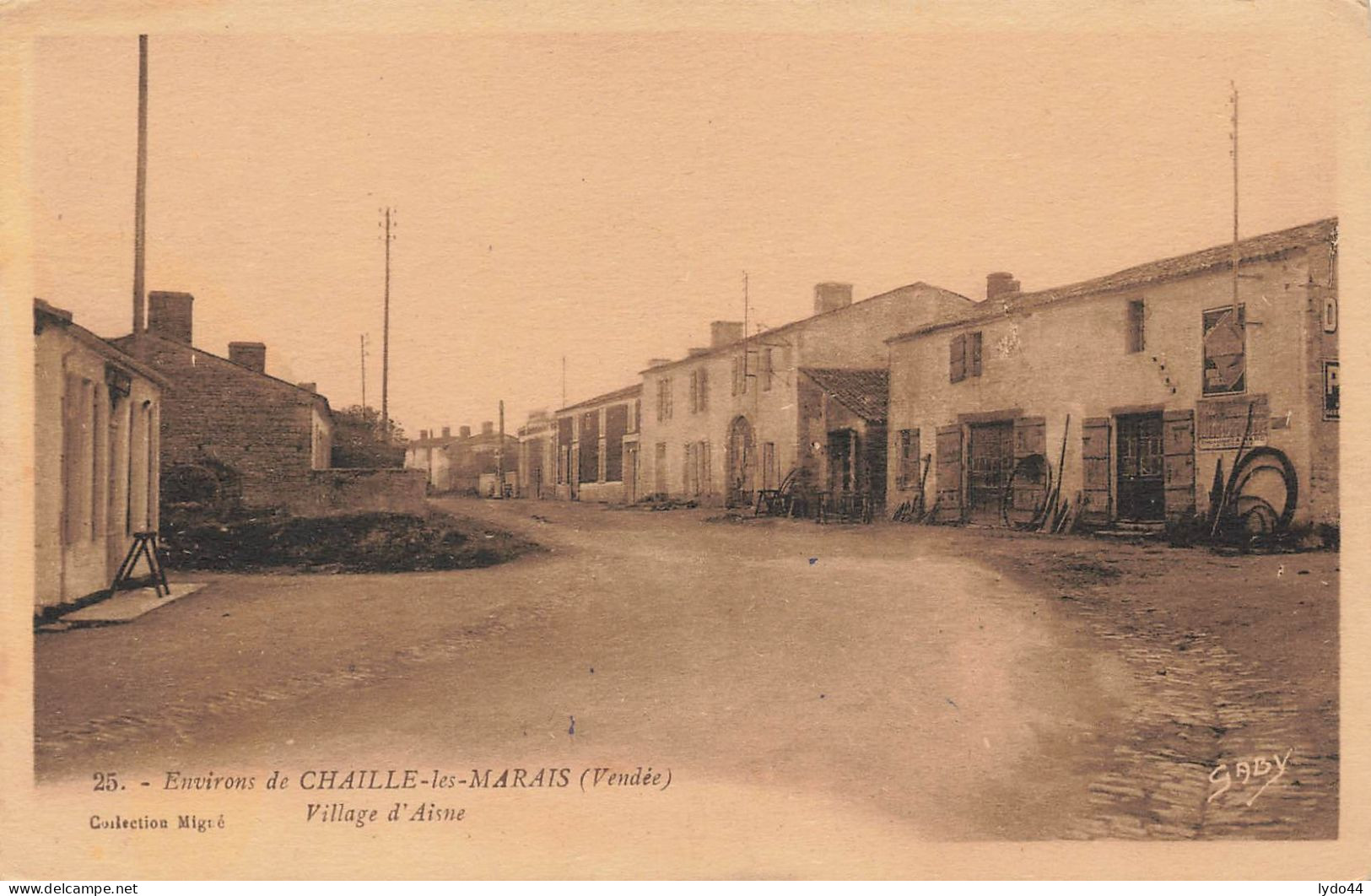 CHAILLE LES MARAIS ,  Village D'Aisne - Chaille Les Marais