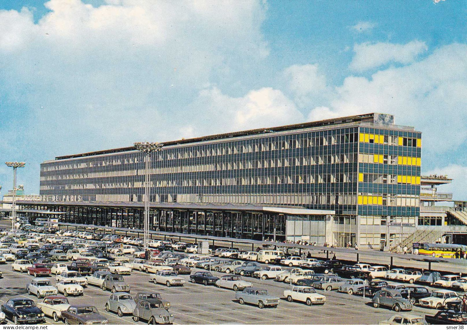 75 - Aeroport De Paris-Orly - La Façade Nord De L'aérogare Et Le Parking Départ - Flugwesen