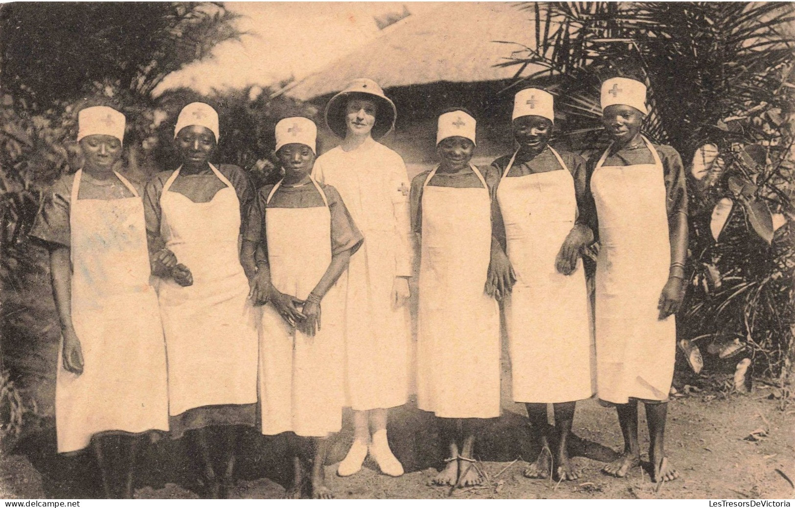 NIGERIA - Pawa - Infirmières Accoucheuses De L'Ecole De La Croix Rouge - Carte Postale Ancienne - Nigeria