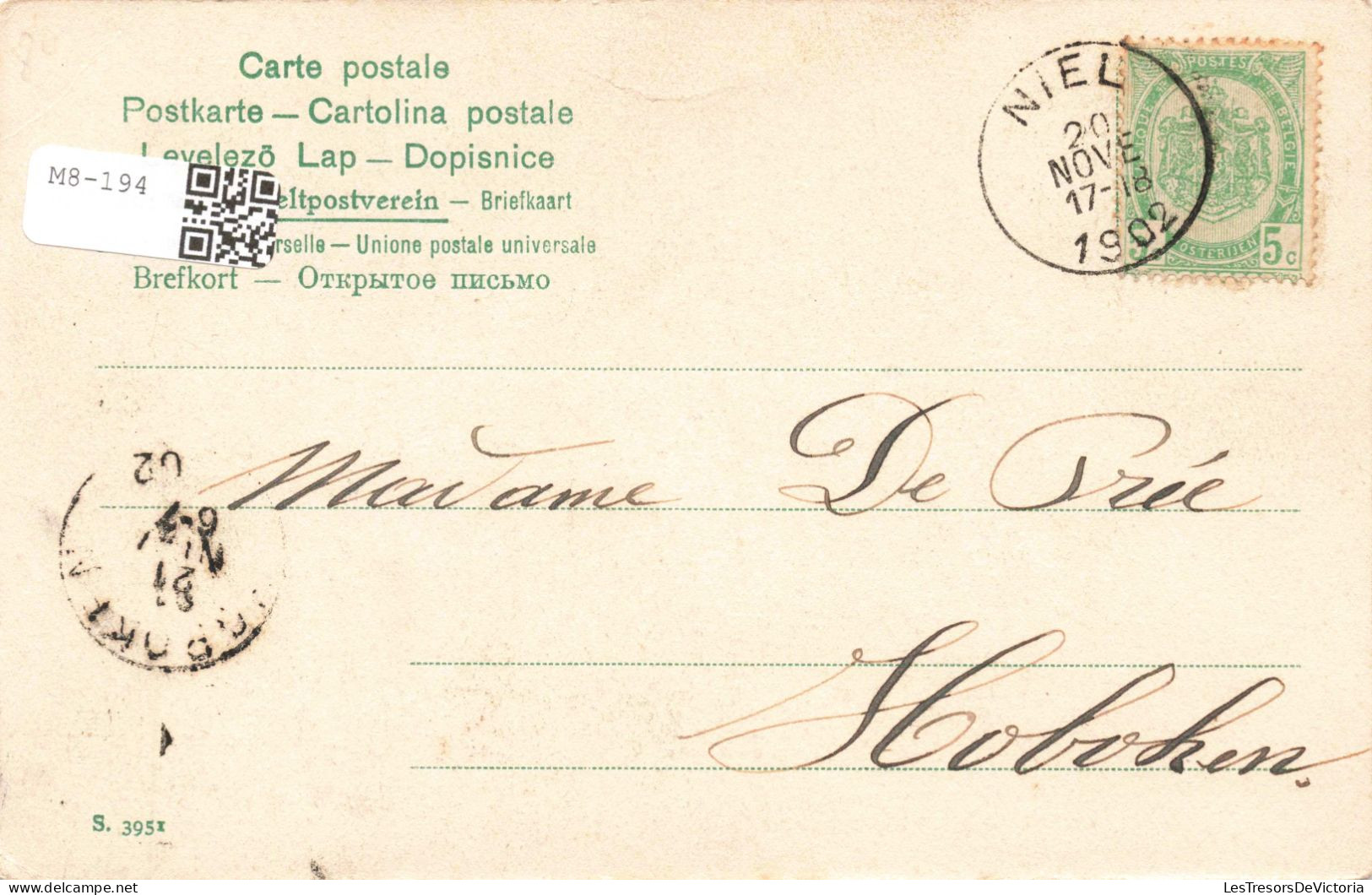 FANTAISIE - Homme - Un Homme Faisant La Grimace Et Mangeant Une Barre De Chocolat - Carte Postale Ancienne - Men