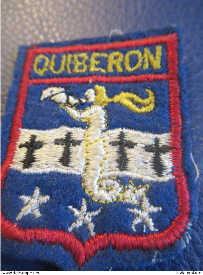 France/Ecusson Tissu D'époque/ Quiberon / Morbihan  /Vers 1960-80                 ET471 - Patches