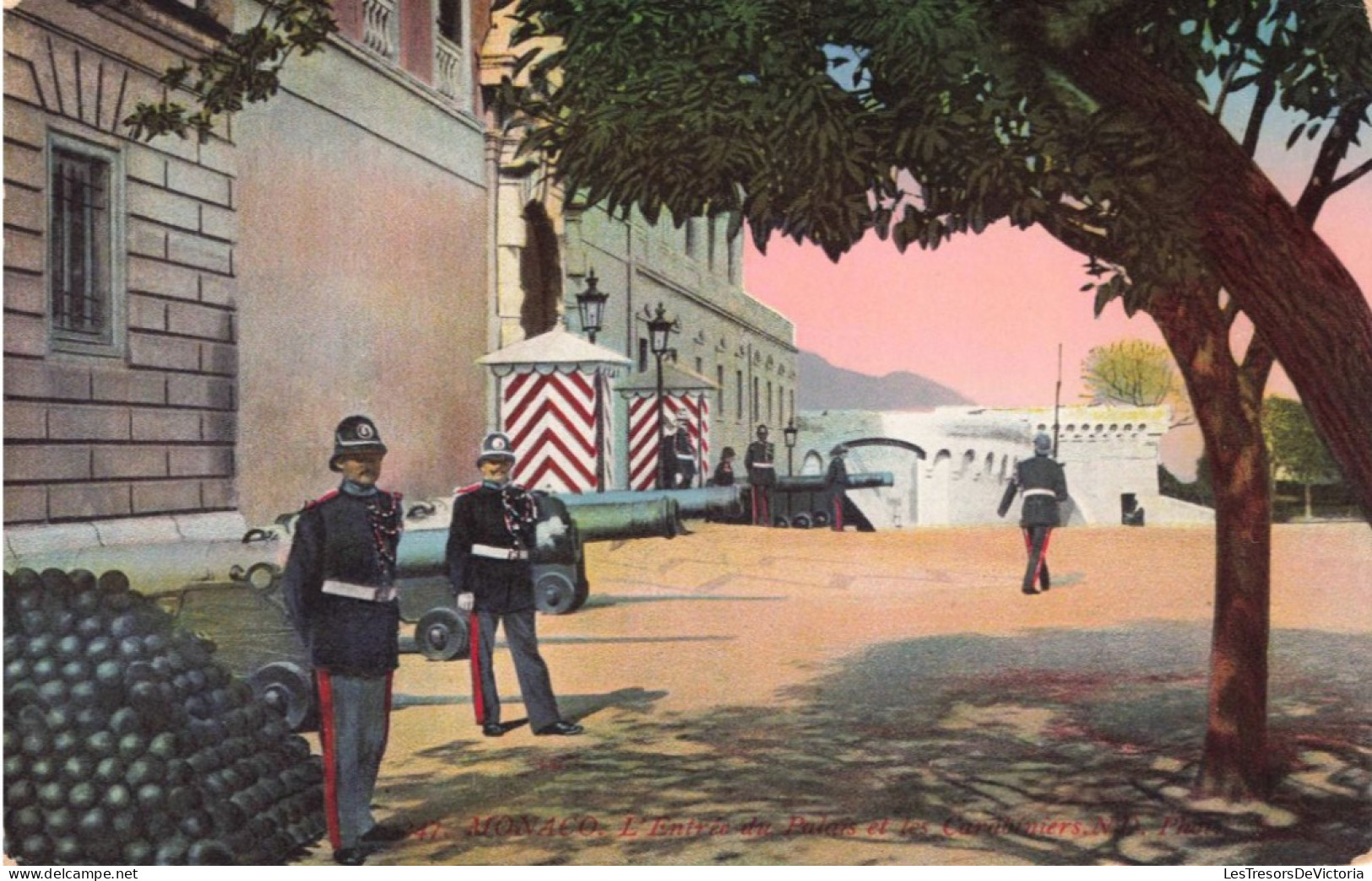 MONACO - L'Entrée Du Palais Et Les Carabiniers - ND Photos - Colorisé - Carte Postale Ancienne - Prinselijk Paleis