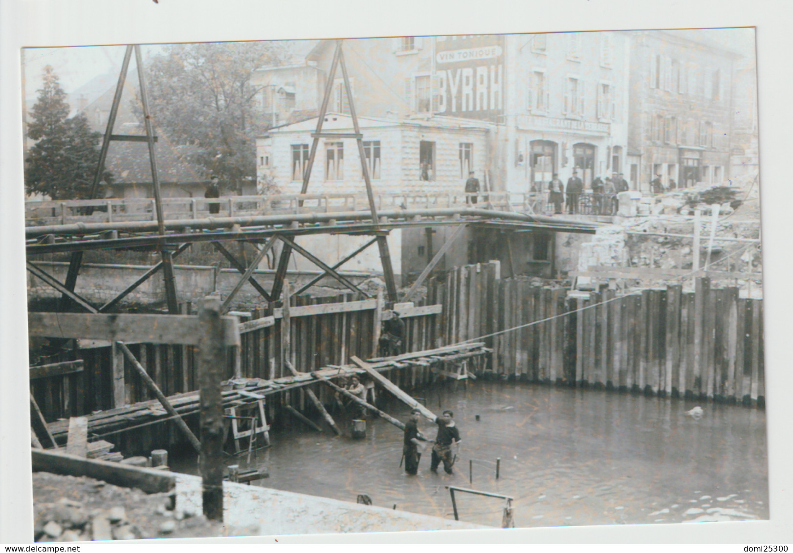 25 – PONTARLIER – Photos - Lot De 3 Reproductions Photos De La Reconstruction Du Pont De L’Hôpital En 1940. Format 15x10 - Europe