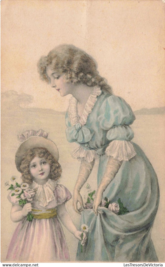 ILLUSTRATION NON SIGNE - Une Mère Et Sa Fille Cueillant Des Fleurs - Carte Postale Ancienne - Avant 1900