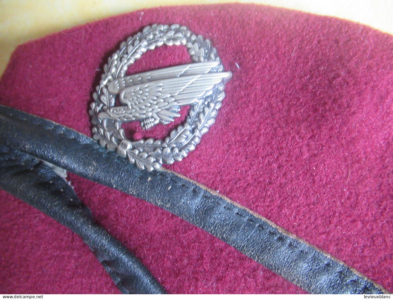 Béret Militaire/ Allemagne/Aviation/ Insigne Aigle Fondant Sur Sa Proie / Vers 1960-1980        CCK31 - Headpieces, Headdresses